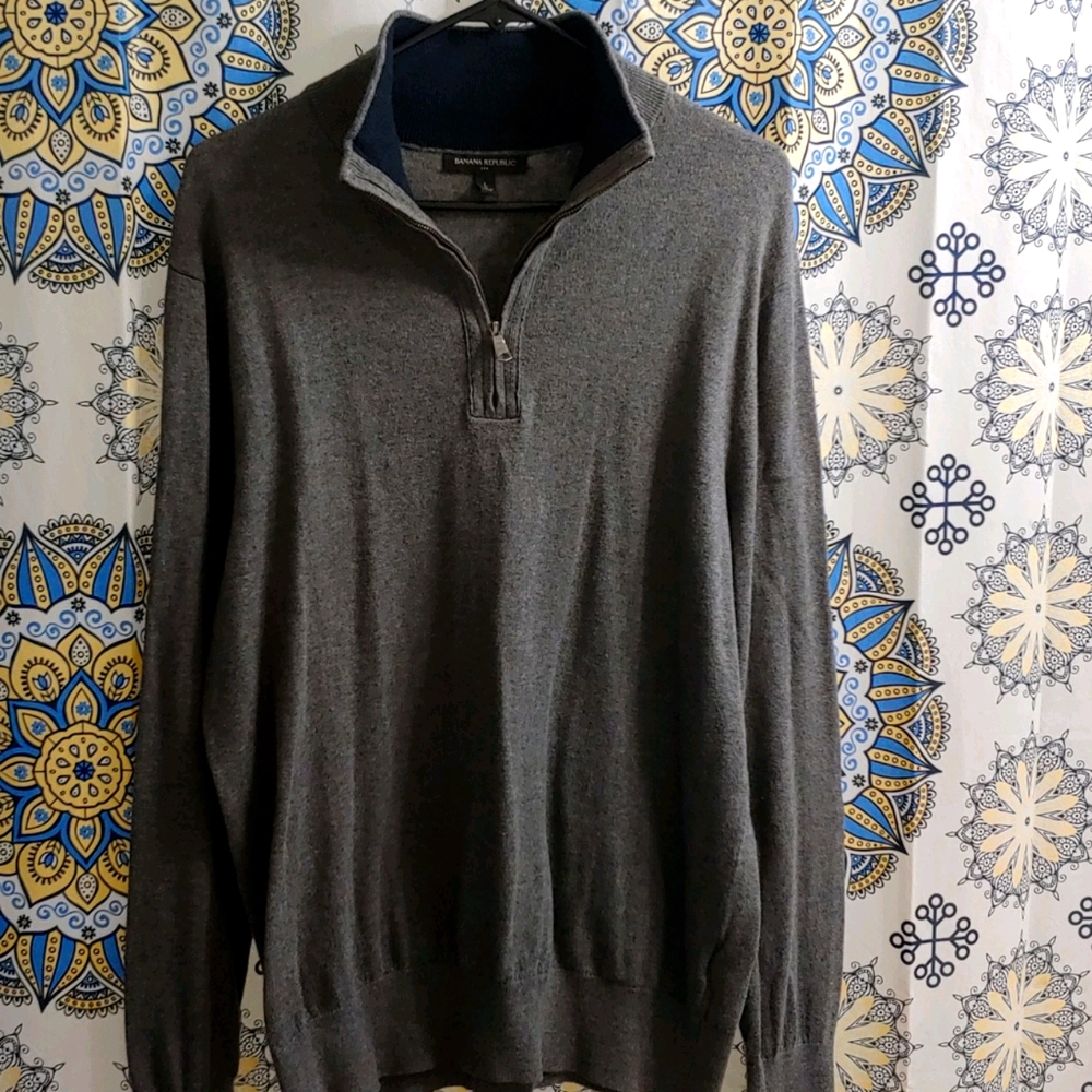 Banana republic Merino Half-Zip 1/4 Sweater

Sz L